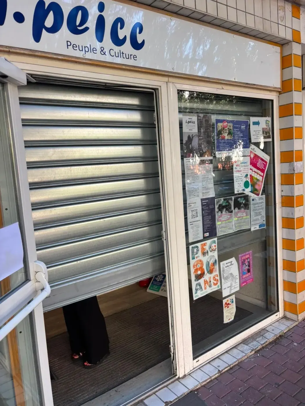 Déblocage de rideau métallique bloqué à Saint-Ouen-sur-Seine