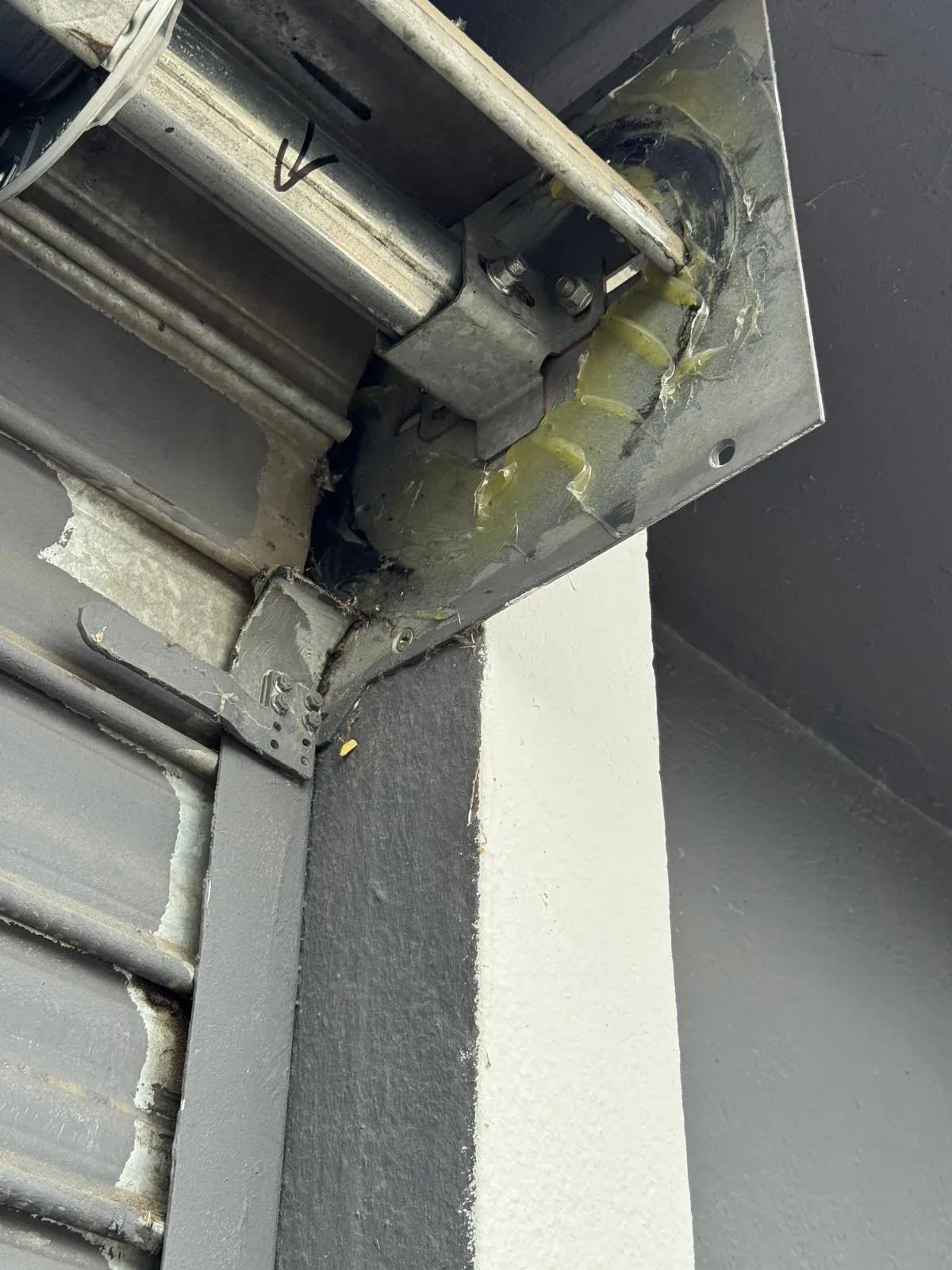 Entretien et maintenance de rideau métallique à Saint-Ouen-sur-Seine Entretien et maintenance de rideau métallique à Saint-Ouen-sur-Seine